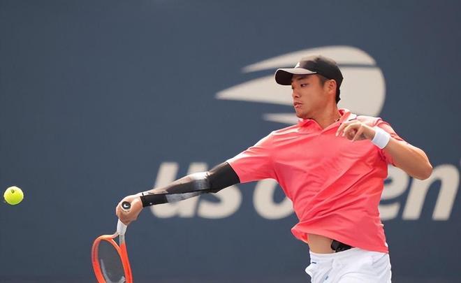 超俱乐部属 超俱乐部属