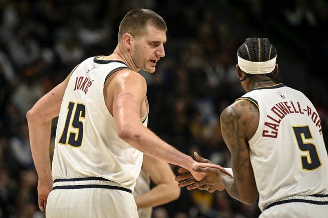 中的表现也 中的表现也