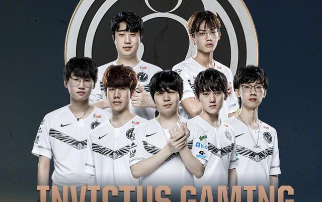 屹立不倒 屹立不倒