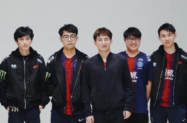 路上的隐患 路上的隐患