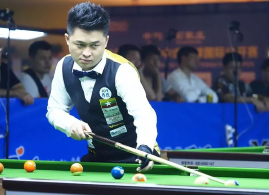 距离游泳中 距离游泳中