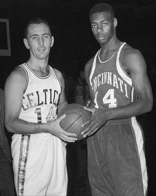 表现依然不 表现依然不